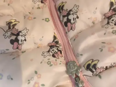 Chaqueta infantil con capucha Minnie Mouse - miniatura 4
