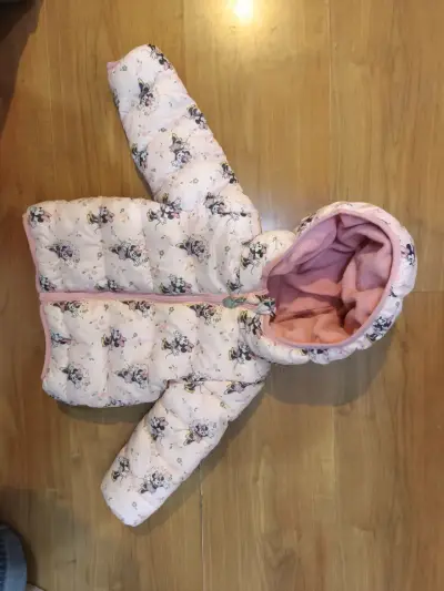 Chaqueta infantil con capucha Minnie Mouse - miniatura 6