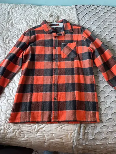 Camisa de franela a cuadros naranja y negra - miniatura 1