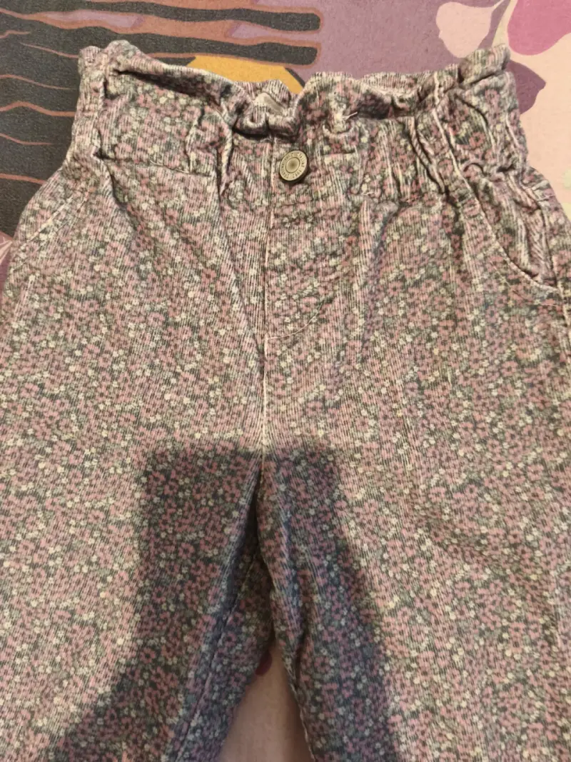 Pantalones de niña con estampado floral - 2
