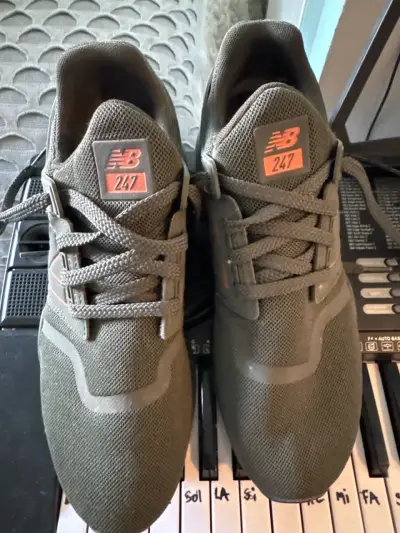 Zapatillas New Balance 247 verde talla 9 US - miniatura 1