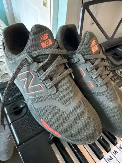 Zapatillas New Balance 247 verde talla 9 US - miniatura 2