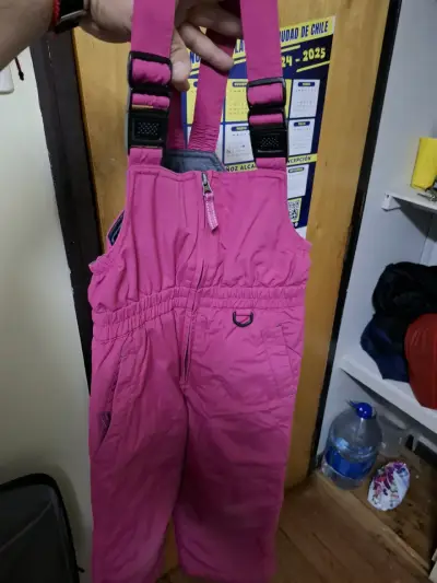Pantalón de nieve infantil rosa con tirantes - miniatura 1