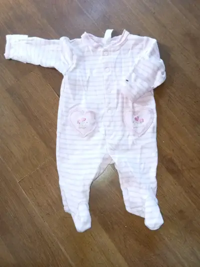 pijamas para bebé en buen estado - miniatura 2