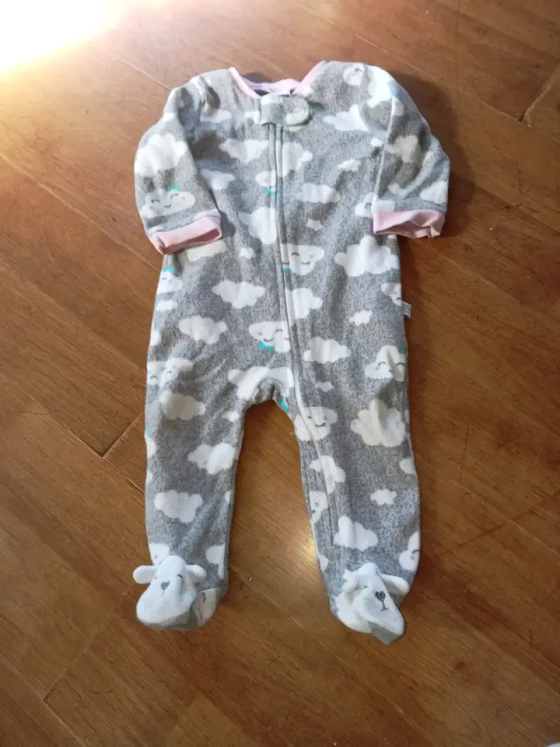 pijamas para bebé en buen estado - 4