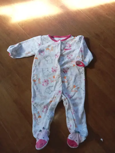 pijamas para bebé en buen estado - miniatura 6