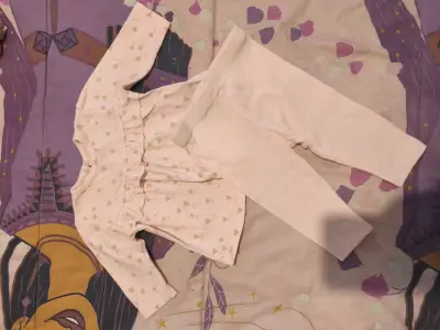 Conjunto de ropa para bebé rosado - miniatura 1
