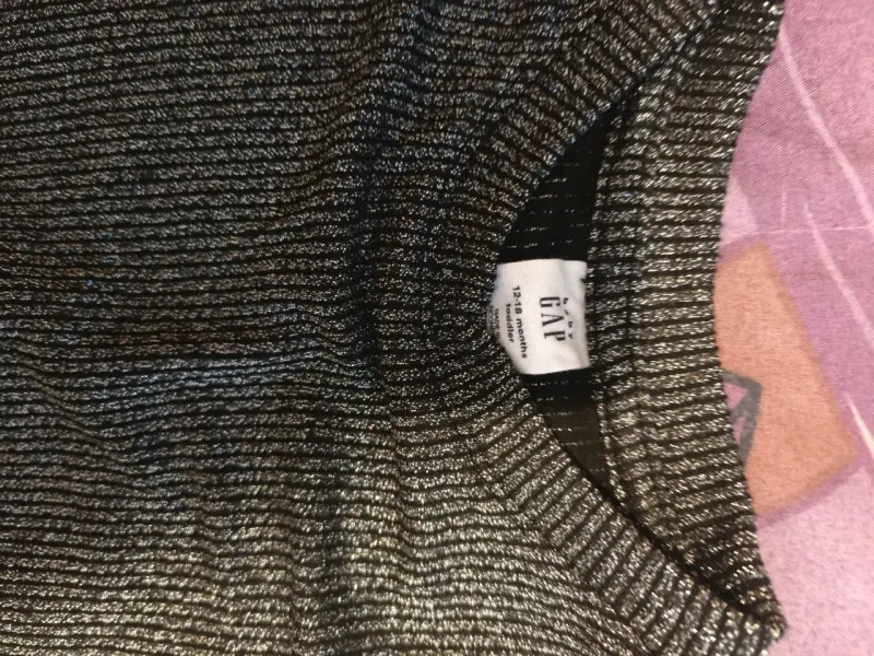 Sweater de niña con volantes brillantes - 2