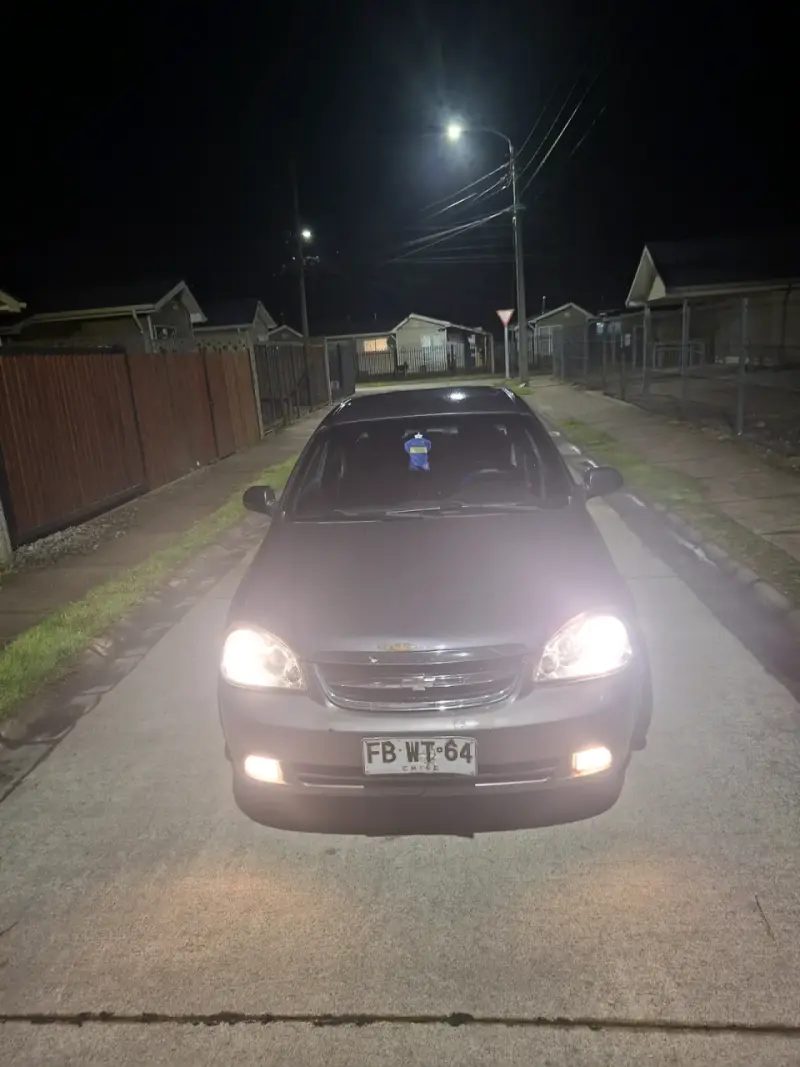 Auto Chevrolet optra 1.6en buen estado - 1