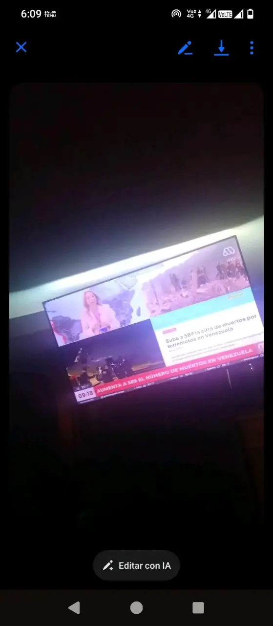 Smart TV Phillips 55p con luces - 1