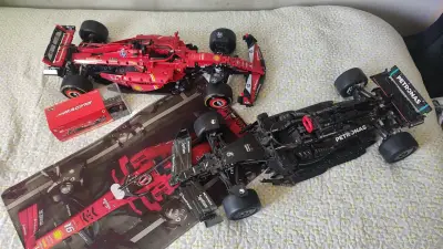 Modelos de autos de carreras Ferrari y Mercedes - miniatura 4