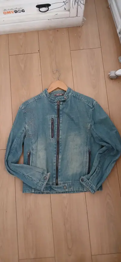 Chaqueta de mezclilla azul con cierre - miniatura 1