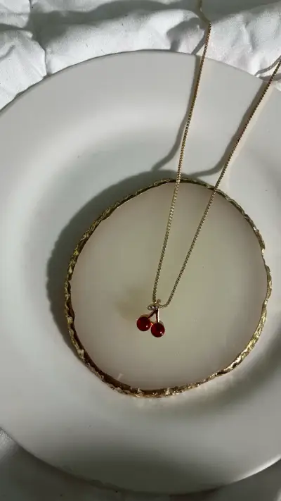 Pulsera de perlas con cierre dorado - miniatura 4