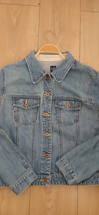 Chaqueta de mezclilla GAP para mujer - miniatura 2