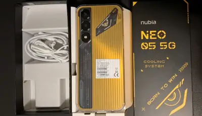 Smartphone Zte Nubia Neo 5G dorado - miniatura 1