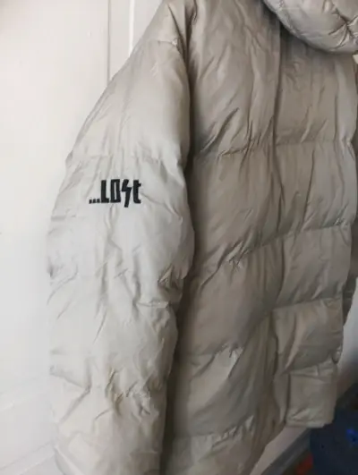 Chaqueta acolchada beige marca Lost - miniatura 1