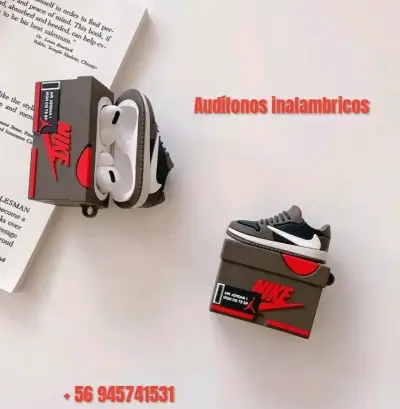 Audífonos inalámbricos con estuche Nike - miniatura 1