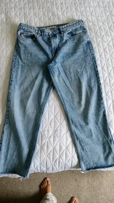 Jeans de mezclilla azul clásico - miniatura 3