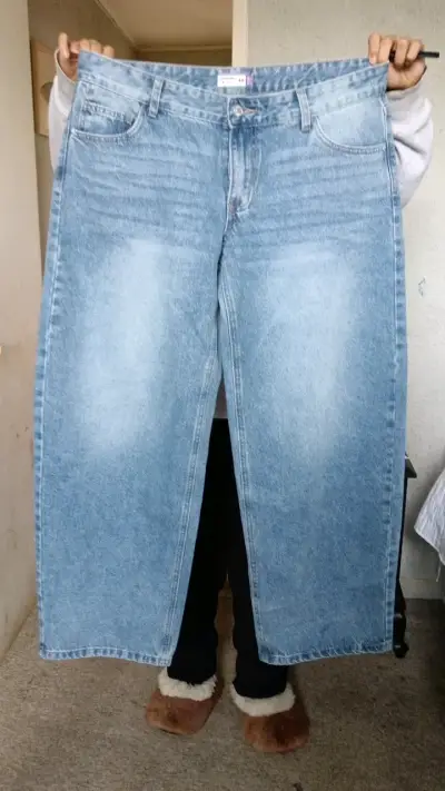 Jeans de mezclilla azul clásico - miniatura 5