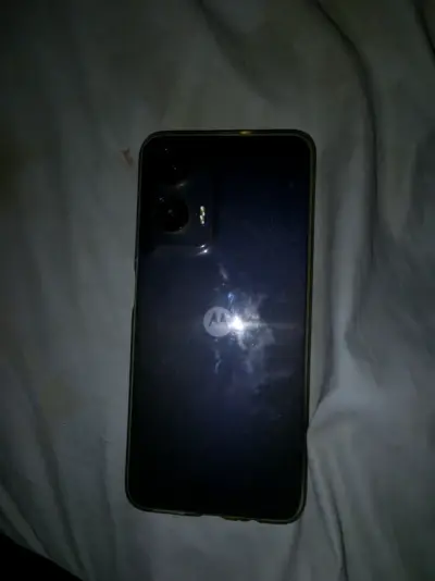 Smartphone Motorola con doble cámara - miniatura 3