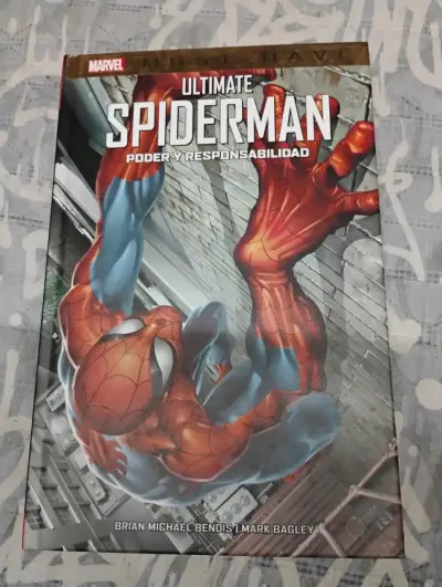 Cómic Ultimate Spiderman: Poder y Responsabilidad - miniatura 1