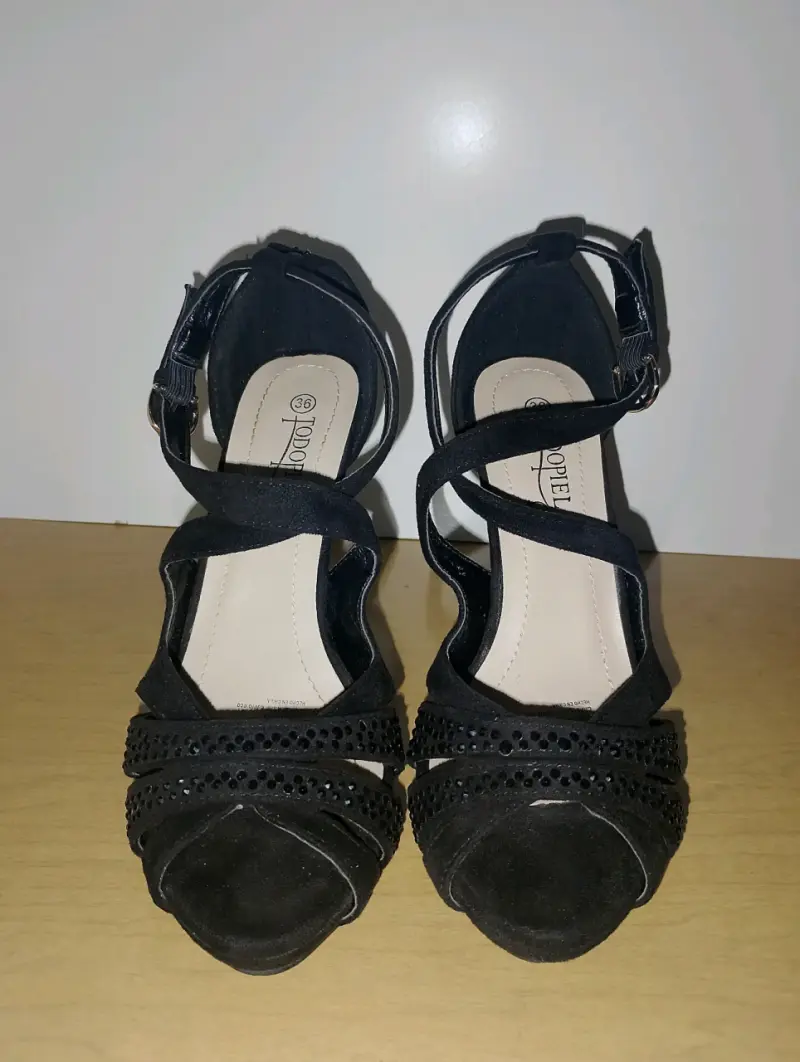 Tacones negros - Todo piel - 3