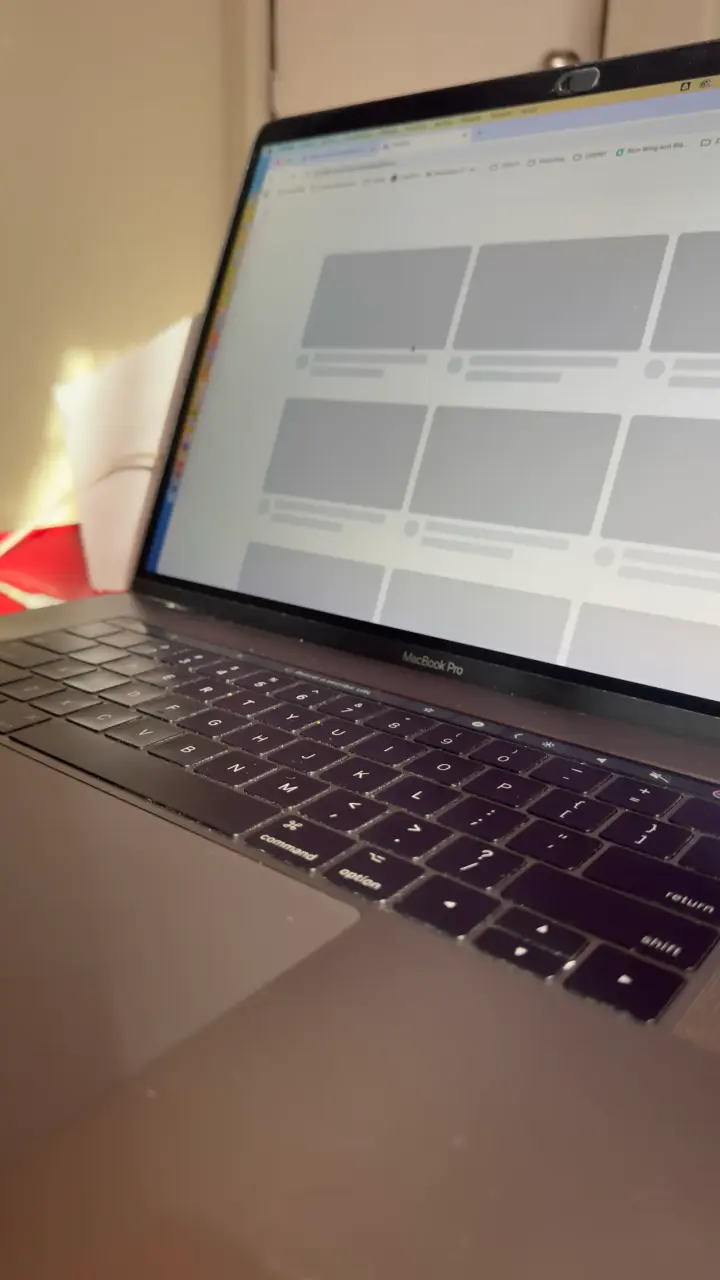 Laptop MacBook Pro 15.4  pulgadas en buen estado - 3