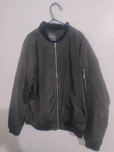 Chaqueta bomber verde Primark - miniatura 1