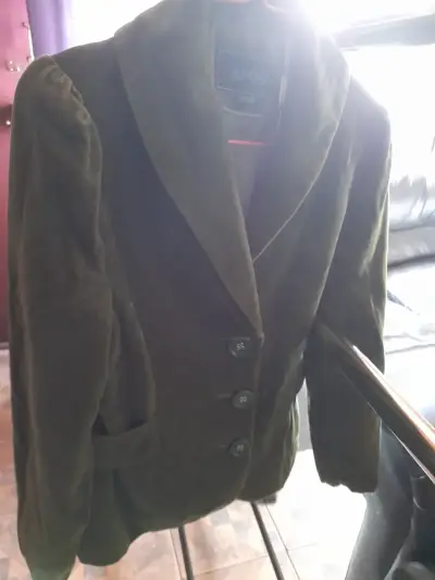 Blazer verde de terciopelo para mujer - miniatura 1