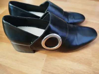 Zapatos de cuero negro Alaniz con hebilla - miniatura 2