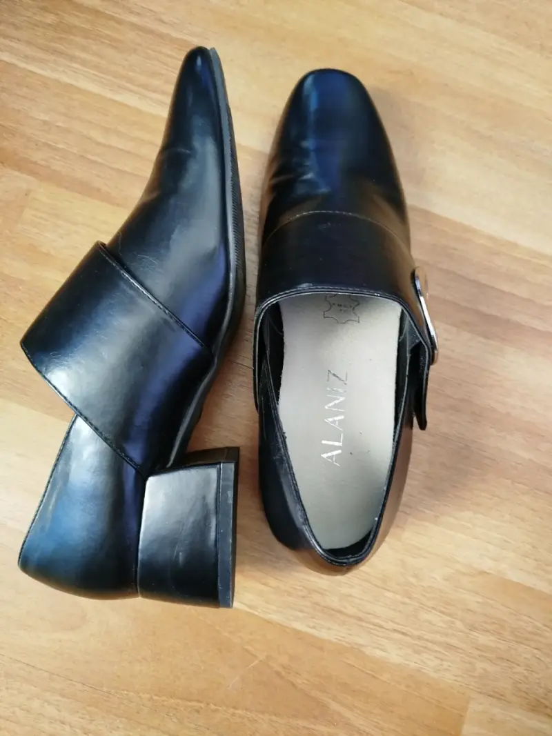 Zapatos de cuero negro Alaniz con hebilla - 4