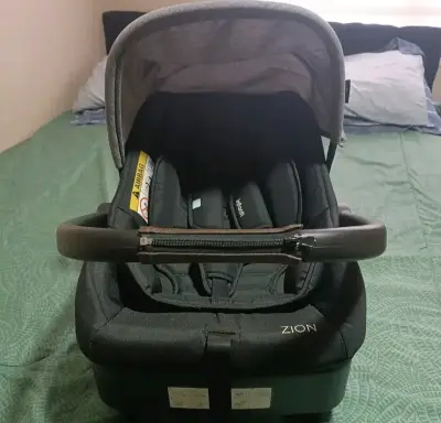 Base de silla de auto para bebé - miniatura 4