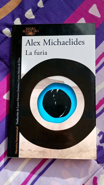 Libro 'La furia' de Alex Michaelides - miniatura 1