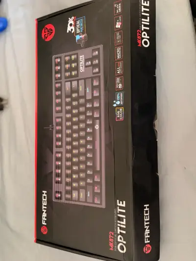 Teclado mecánico Fantech MK872 Optilite RGB - miniatura 3