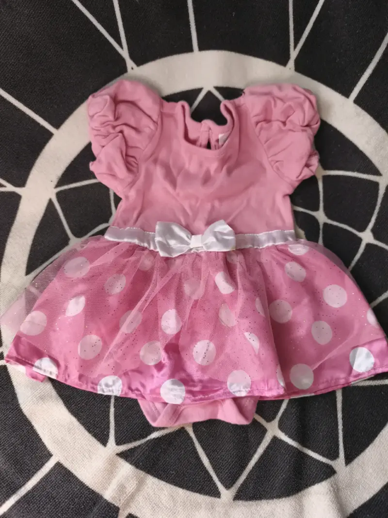 Vestido rosado para bebé con lunares - 1