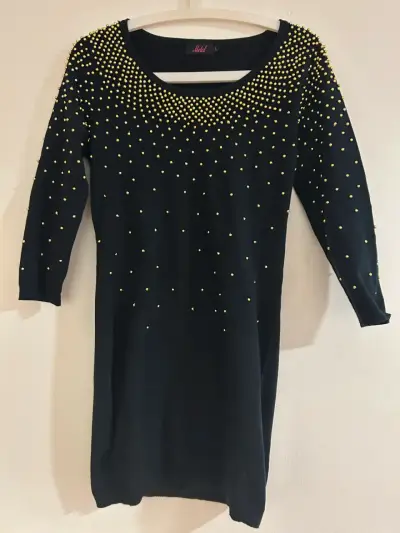 Closet sale cada prenda a 15.000 - miniatura 1