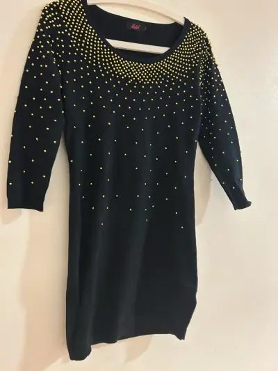 Closet sale cada prenda a 15.000 - miniatura 2
