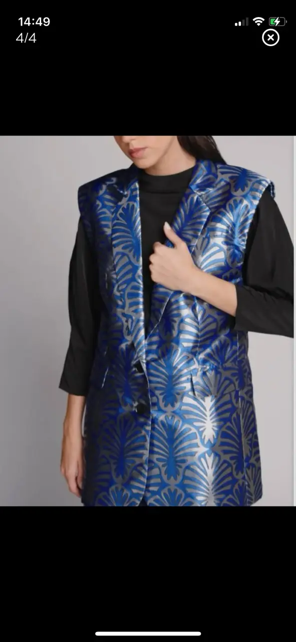 Chaleco estampado azul y plateado elegante - 4