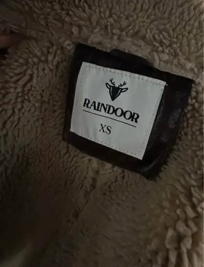Chaqueta Raindoor de cuero con forro de borrego - miniatura 3