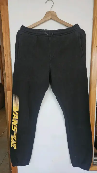 Pantalones deportivos Vans negros - miniatura 1