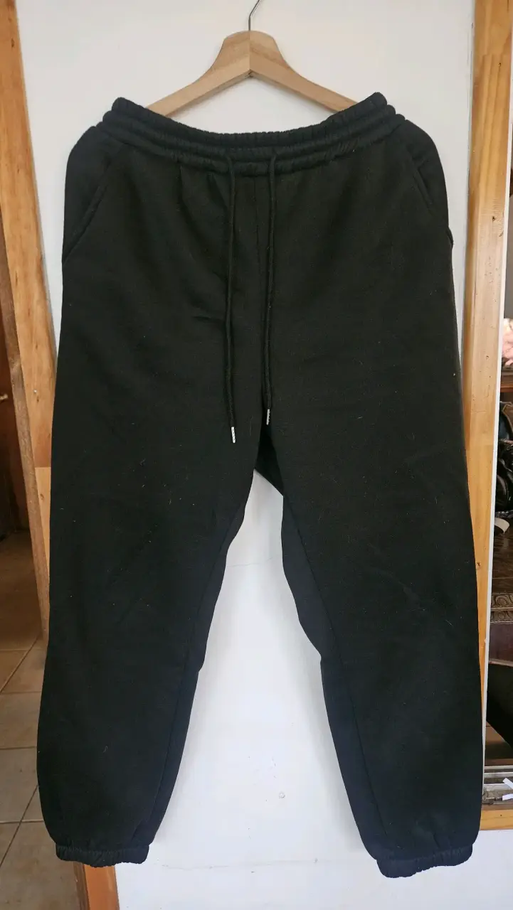 Pantalones deportivos negros unisex