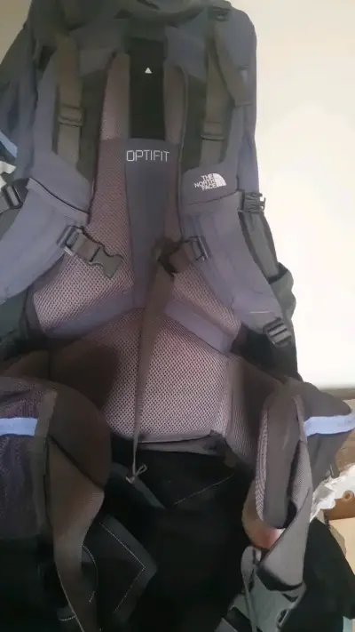 Mochila The North Face Terra 55L negra - miniatura 2