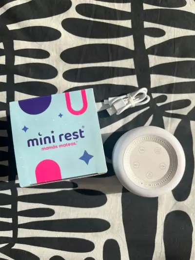 Ruido Blanco Mini Rest para bebés - miniatura 2