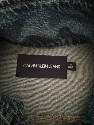 Chaqueta de mezclilla Calvin Klein Jeans - miniatura 4