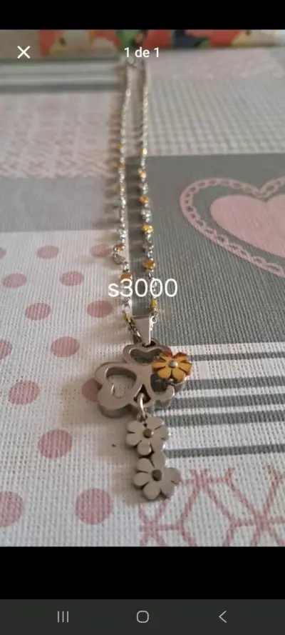 Collar de acero inoxidable con dijes - miniatura 2