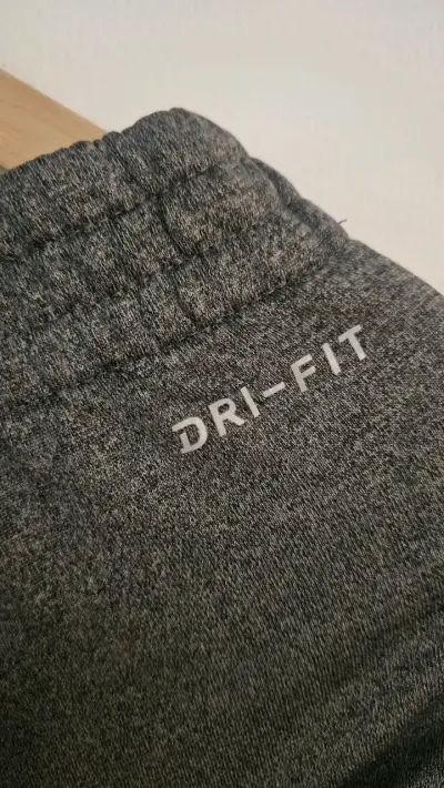 Pantalones deportivos Jordan gris - miniatura 3
