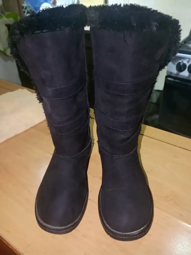 Botas negras con forro de peluche - 3