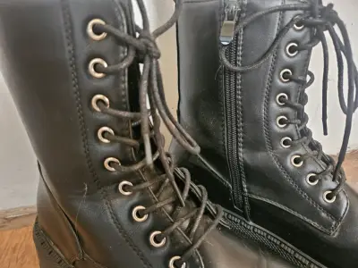 Botas negras con plataforma MD shoes - miniatura 3