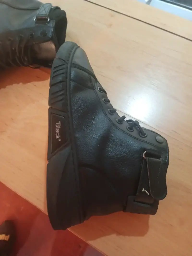 Botas negras de cuero para mujer - 2
