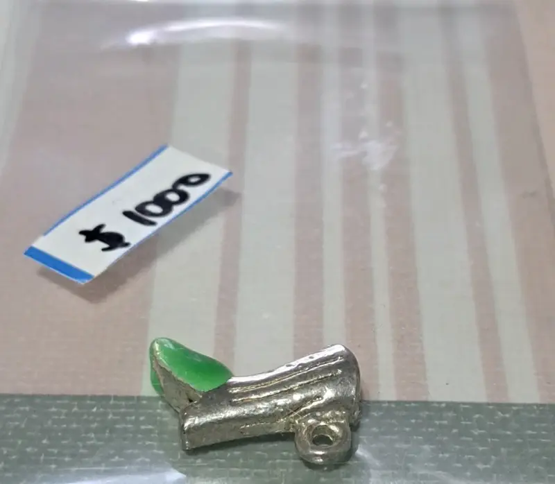 Colgante de plata con detalle verde